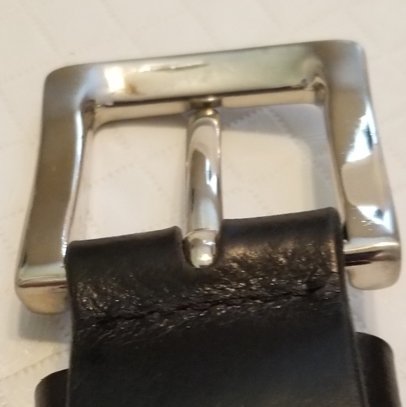 Men's 38 inch black belt with silver buckle 1   and 1/2 inch wide - Picture 3 of 5